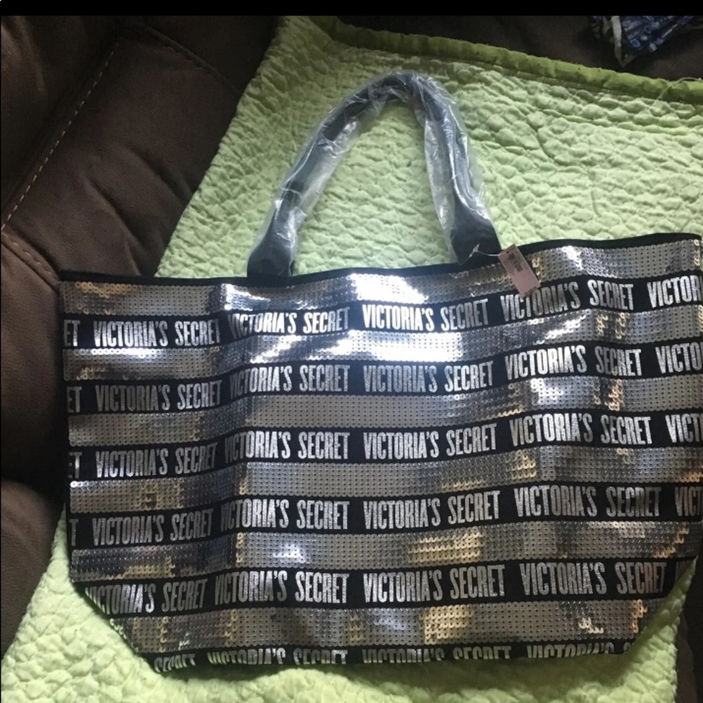 Victoria’s Secret Tote